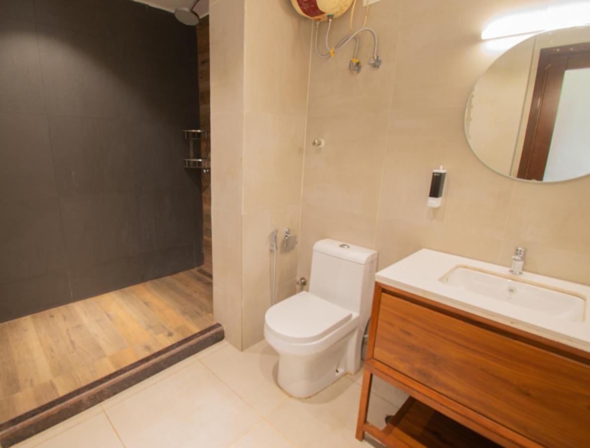 Hotel Octave Rococco Morjim Pernem Esterno foto
